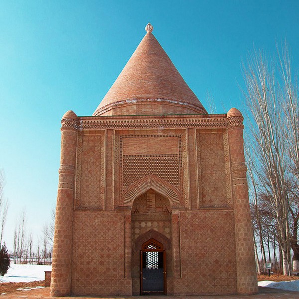 The mausoleum of aisha bibi 8 grade