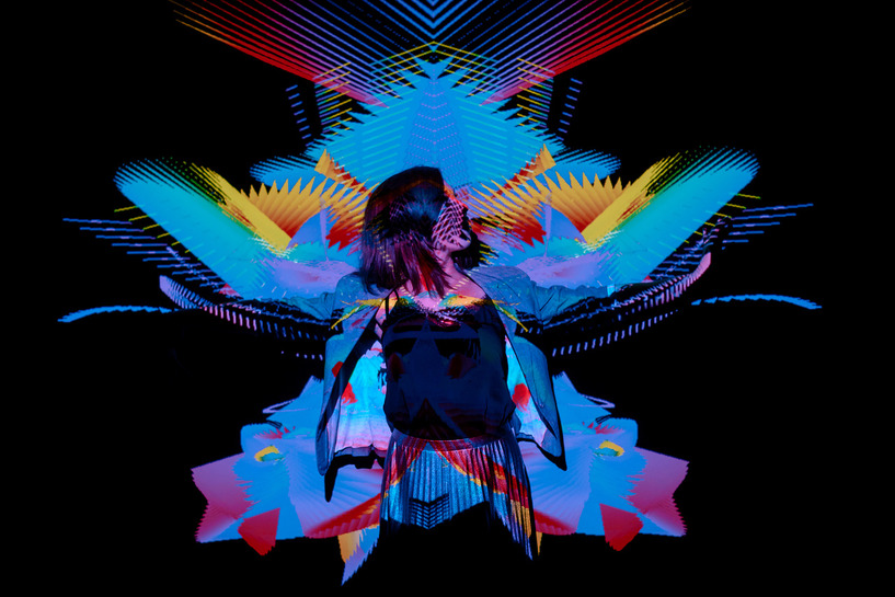 Эта иммерсивная арт-инсталляция в винной стране Калифорнии похожа на супер-Блум на стероидах