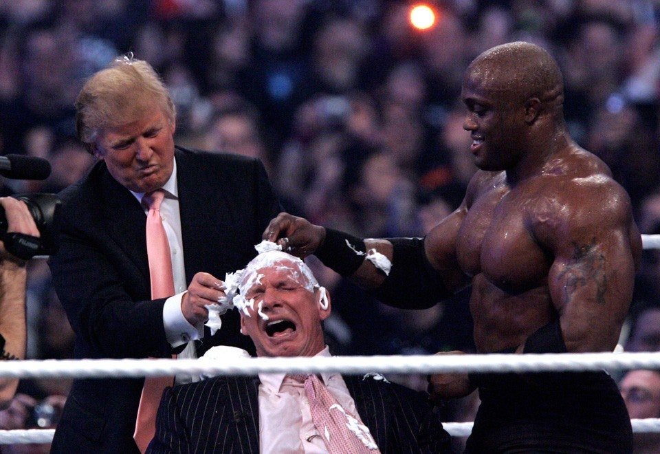 Дональд Трамп на WrestleMania: когда президент появился на крупнейшем мероприятии WWE?