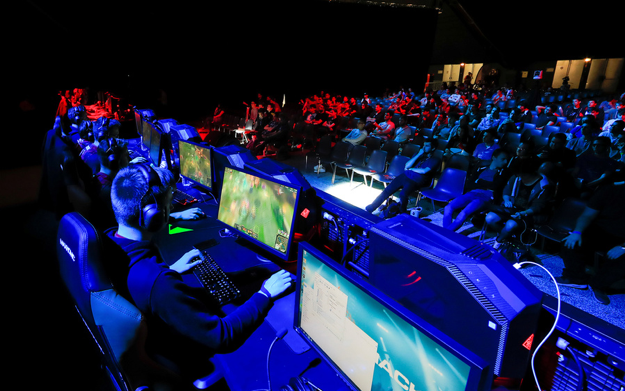 Frivolous games: why is esports ignored by everyone