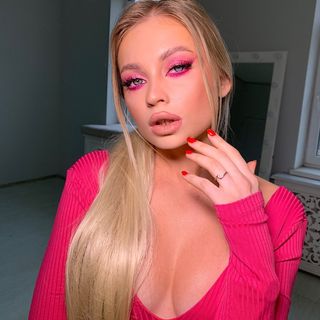 sofi_yali