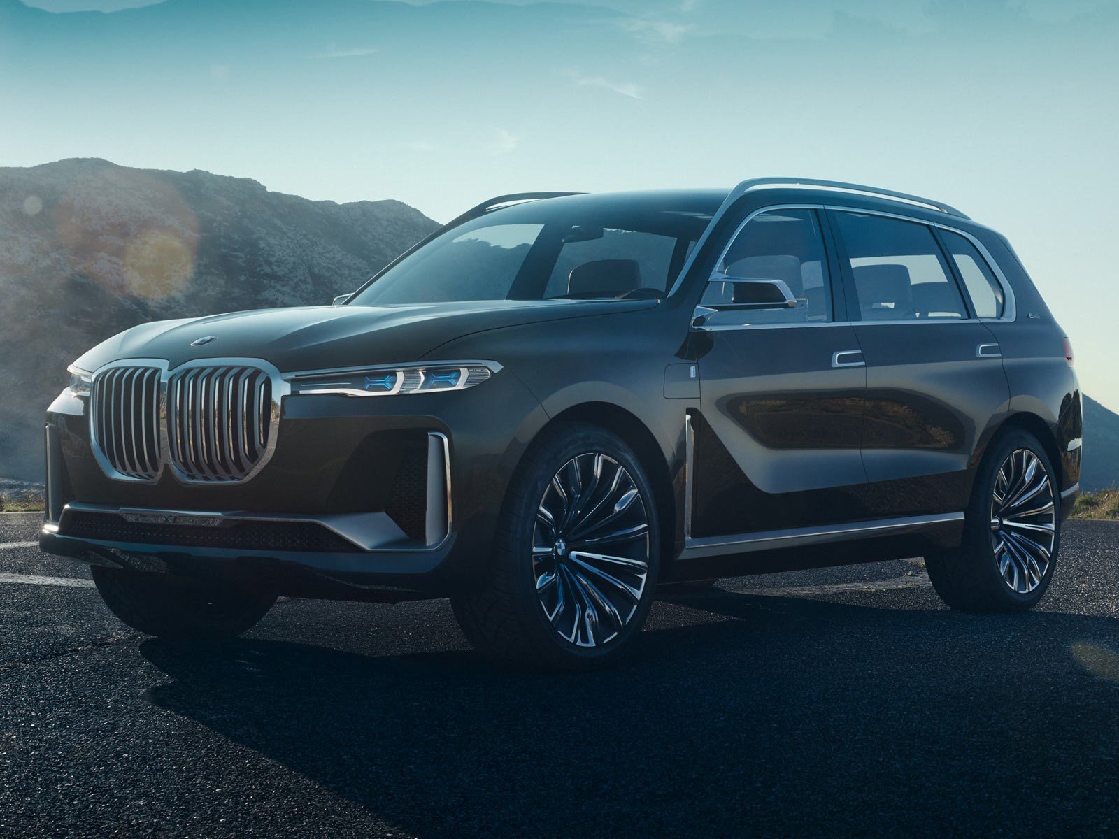 Нужен бронированный BMW X7? Inkas о вас позаботились.