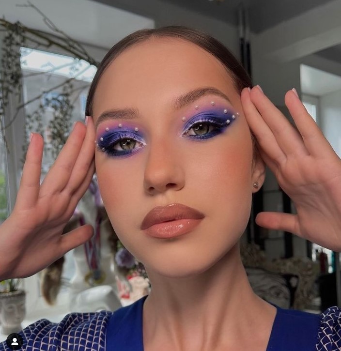 AАлина Акимова