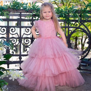 queen_julianna_angel_