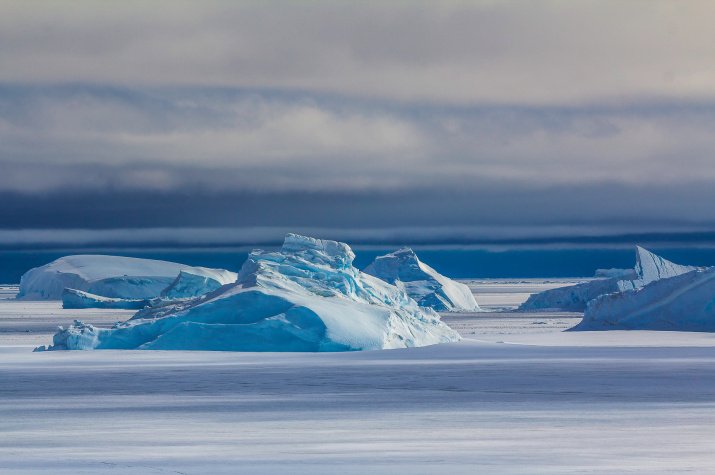 Более 100000 туристов отправятся в Антарктиду этим летом. Следует ли  беспокоиться о ней и её экосистеме?