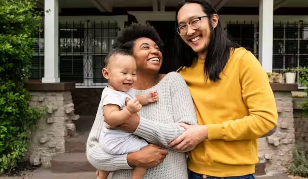 Многие из нас живут не просто в разнообразных обществах, но в том, что антрополог Стивен Вертовец называет “сверхдиверсионными” обществами. Все больше и больше людей переезжают с места на место и приносят с собой свои языки и культуру.